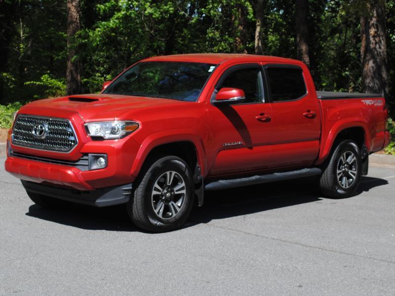 Toyota Tacoma  2017