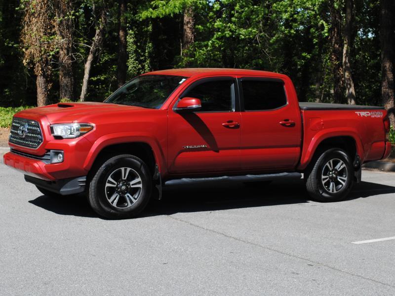 Toyota Tacoma  2017