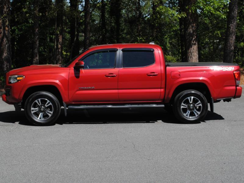 Toyota Tacoma  2017