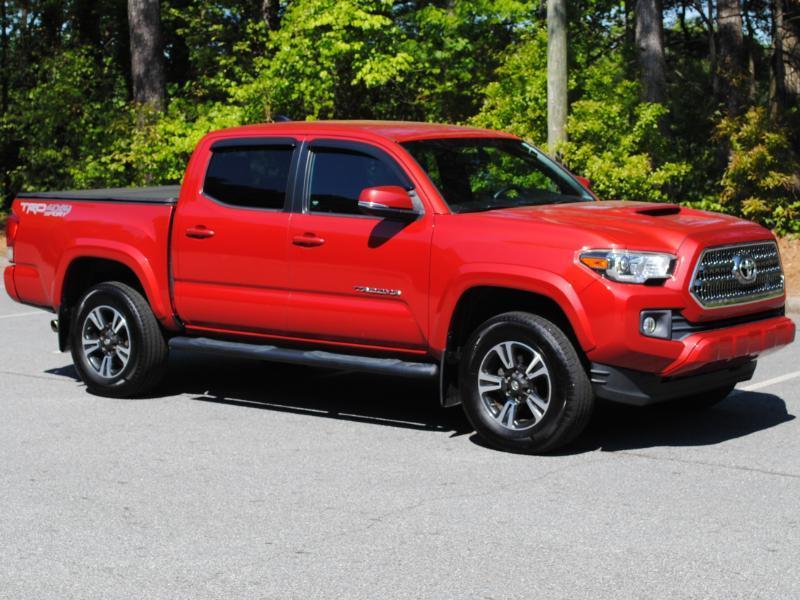 Toyota Tacoma  2017