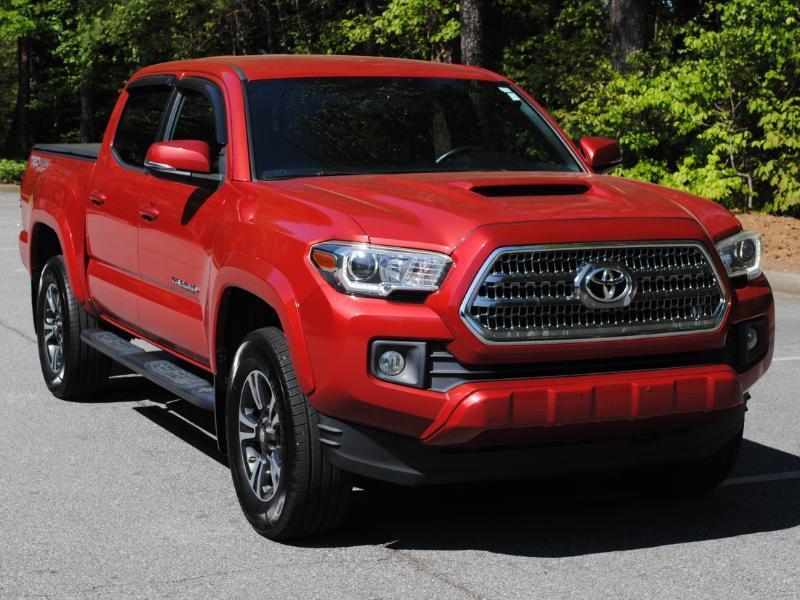 Toyota Tacoma  2017
