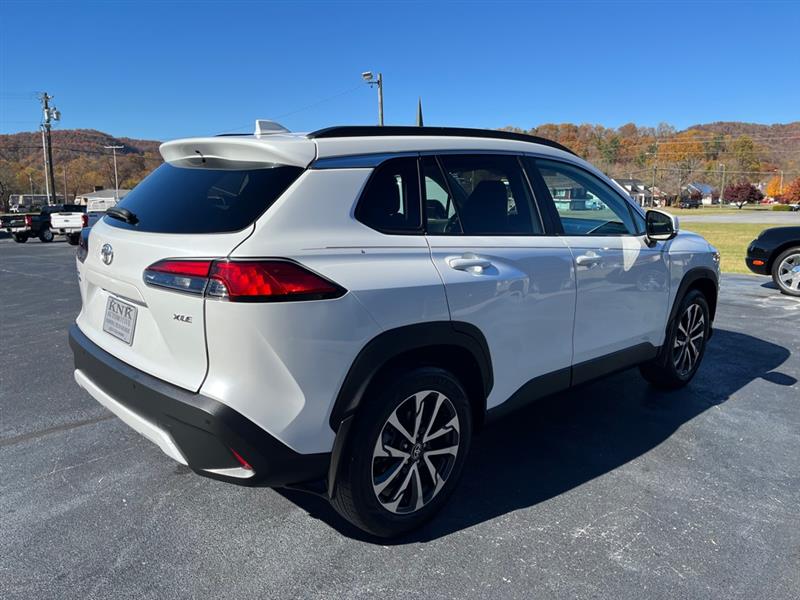 Toyota Corolla Cross  2024