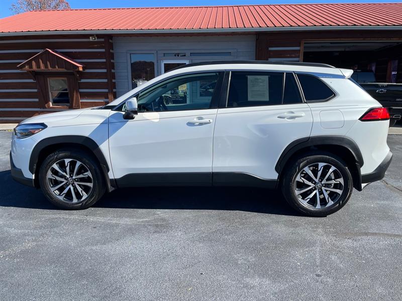 Toyota Corolla Cross  2024