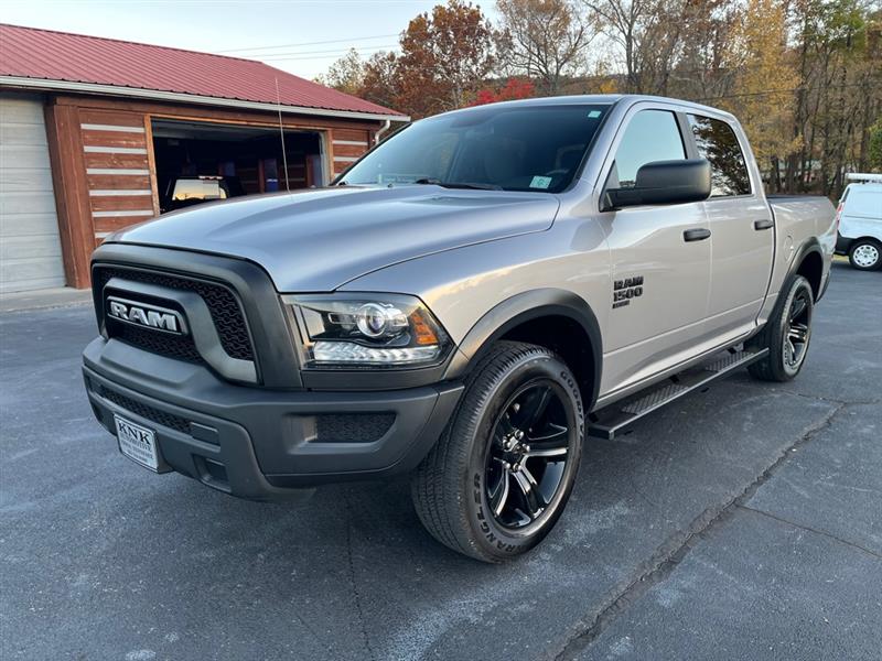 2024 Ram 1500 Classic SLT photo 3