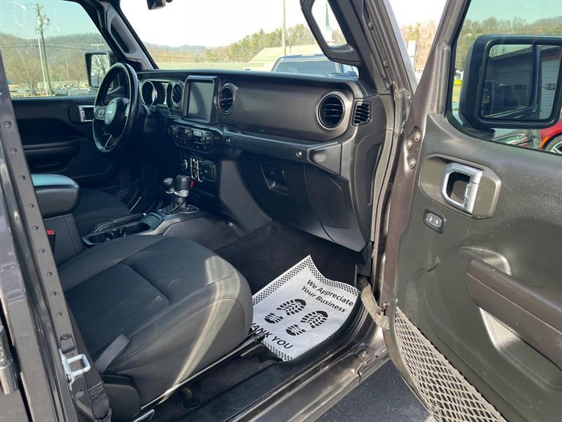 Jeep Gladiator  2021