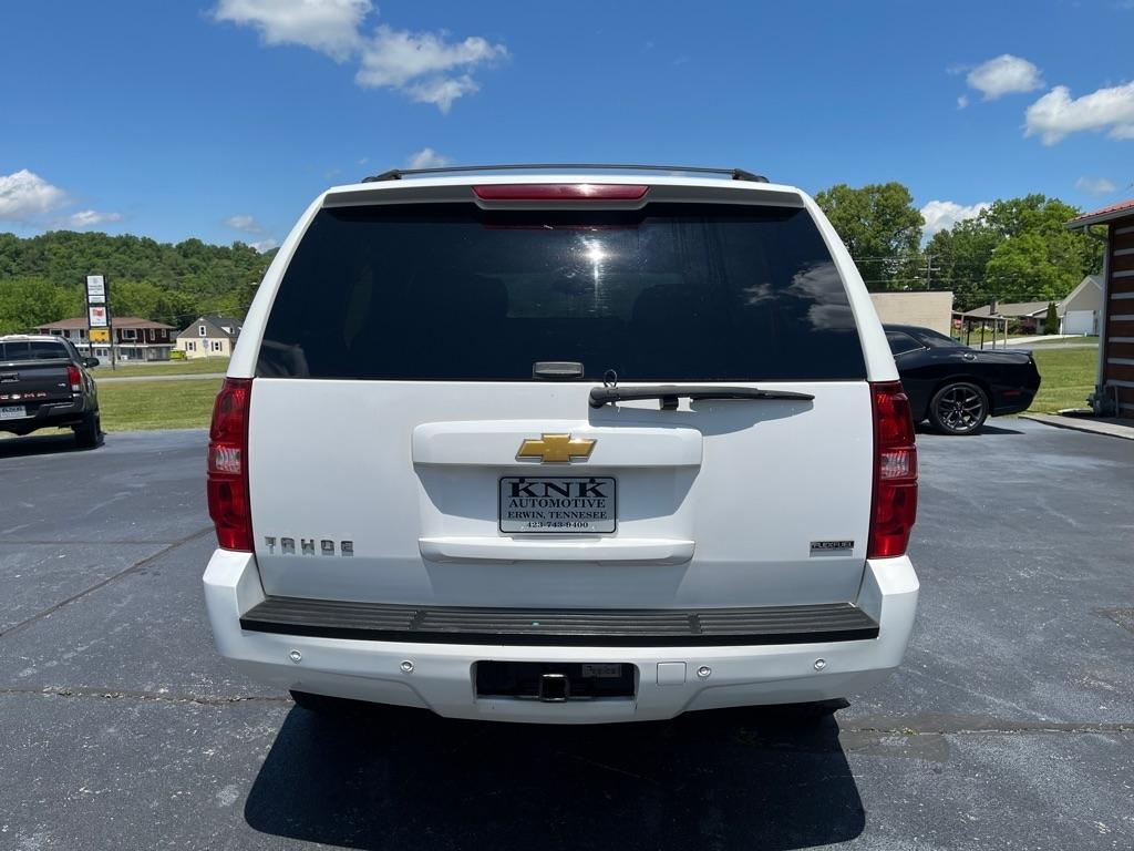 Chevrolet Tahoe  2010