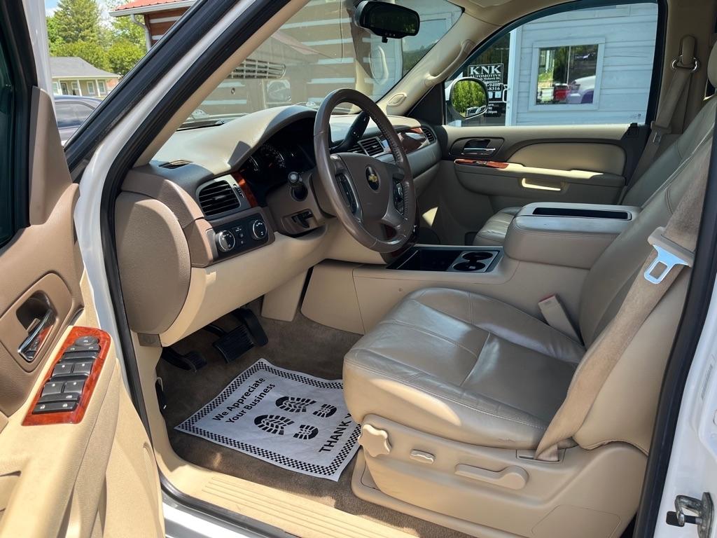Chevrolet Tahoe  2010