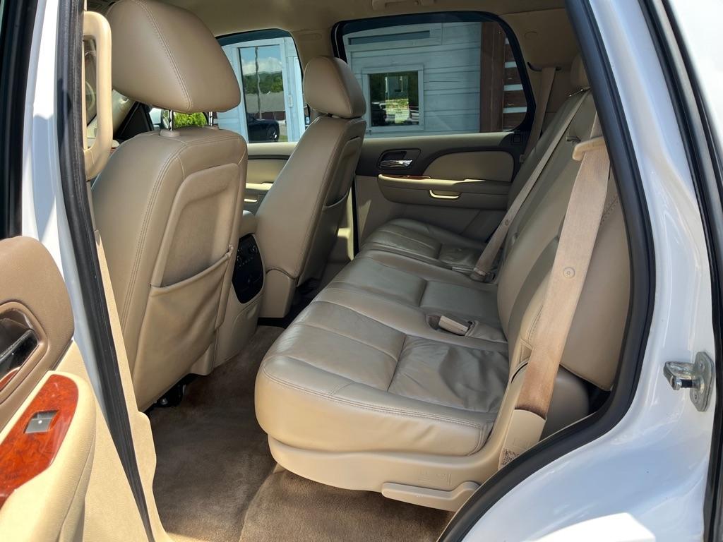 Chevrolet Tahoe  2010