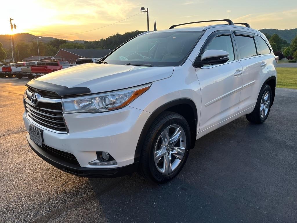 Toyota Highlander  2015