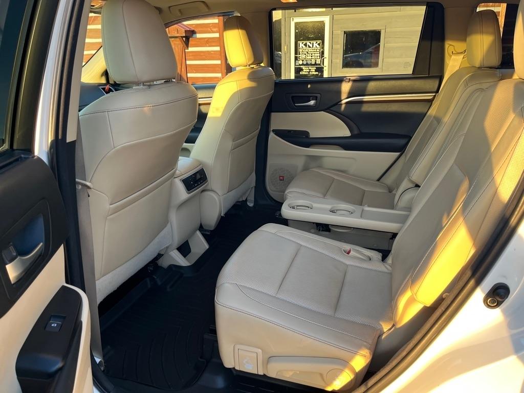 Toyota Highlander  2015