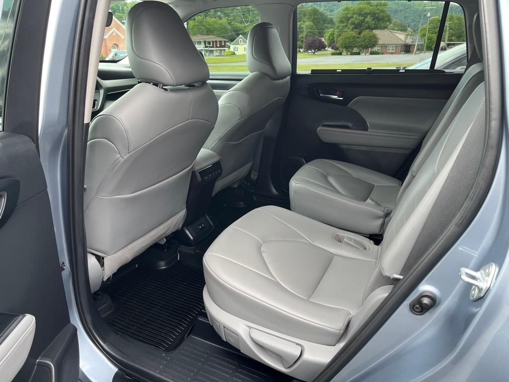 Toyota Highlander  2020
