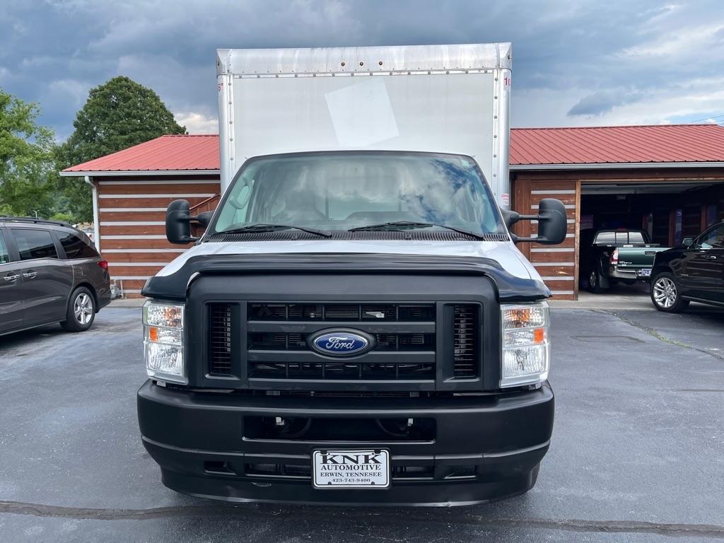Ford Econoline  2024