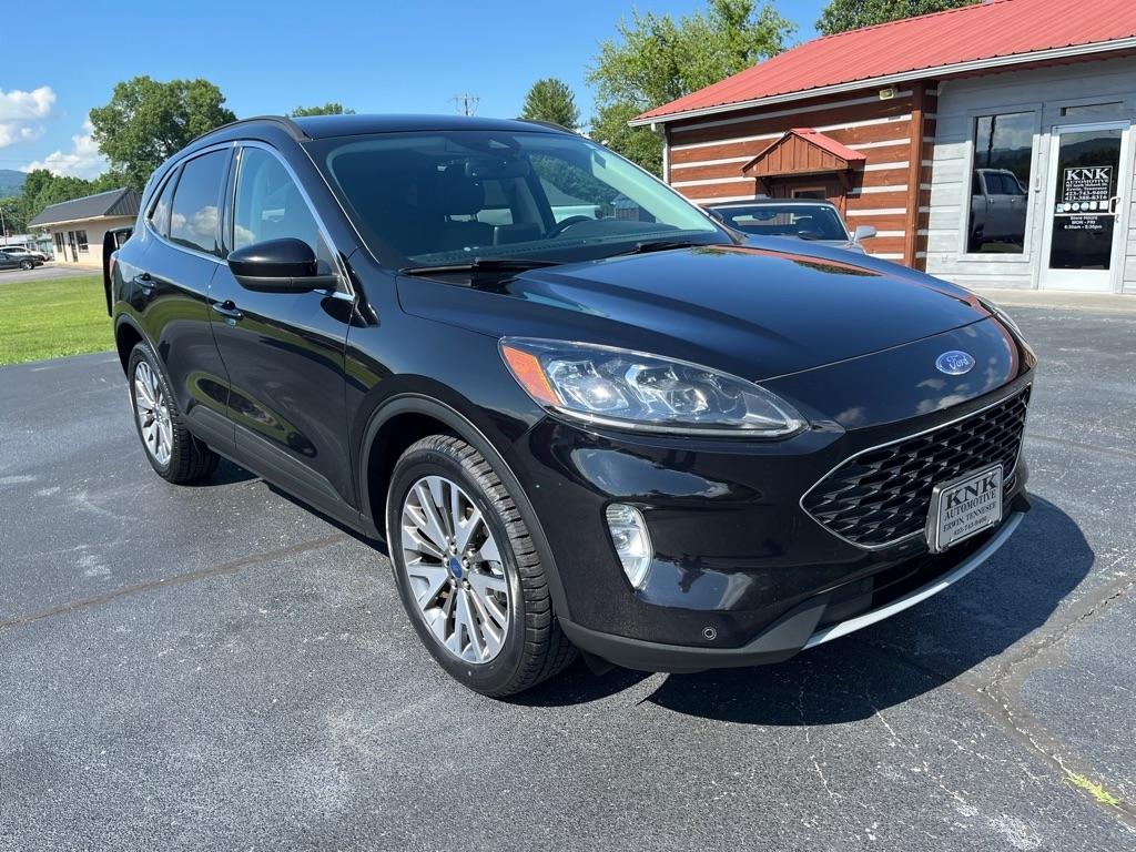 2022 Ford Escape TITANIUM