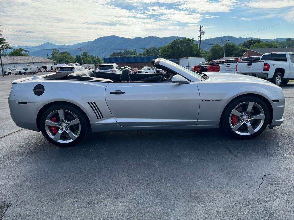 Chevrolet Camaro  2011
