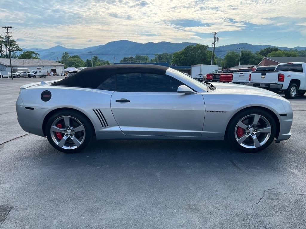 Chevrolet Camaro  2011