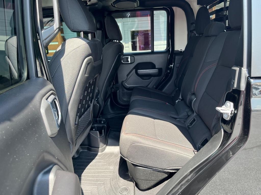 Jeep Gladiator  2021