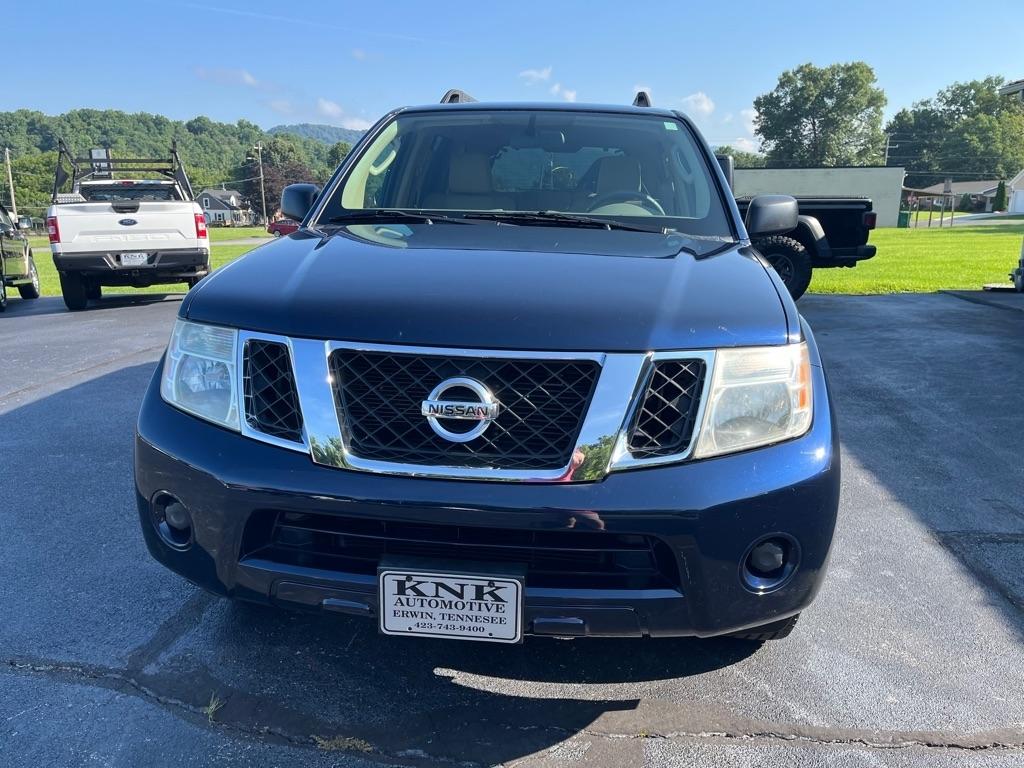 Nissan Pathfinder  2010