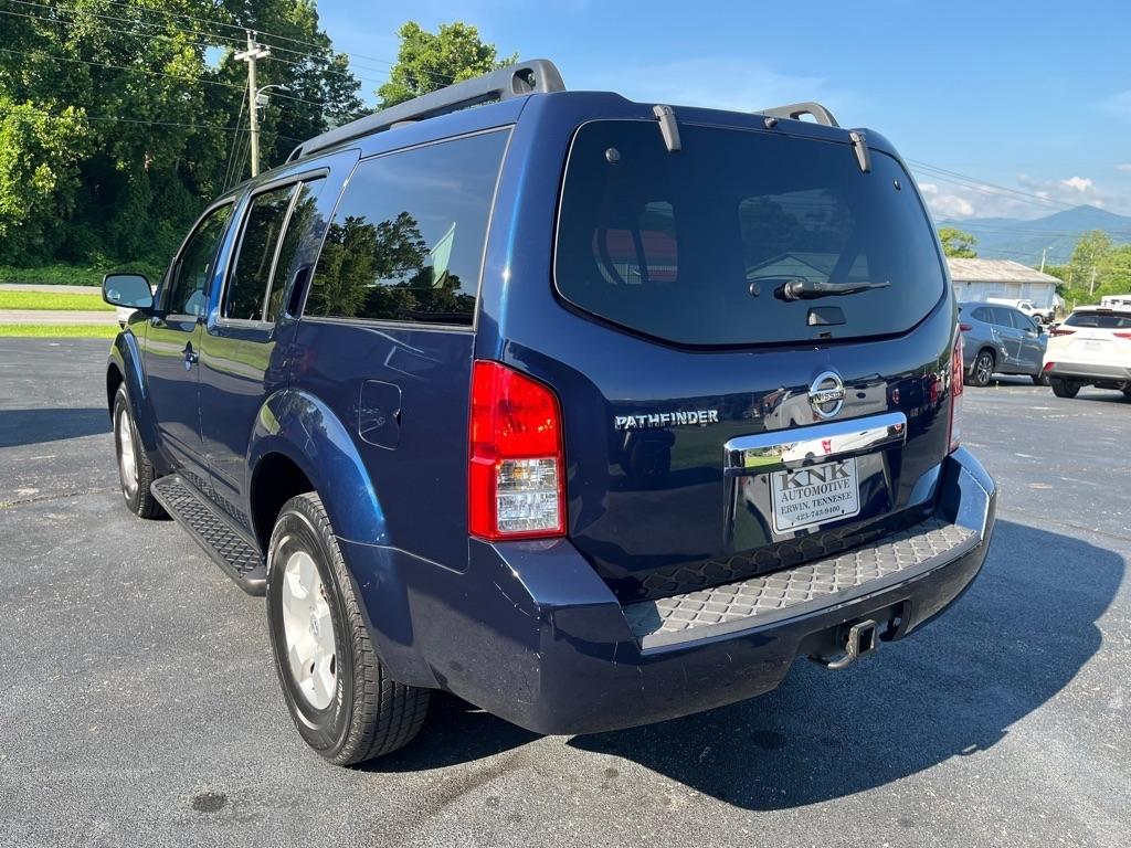 Nissan Pathfinder  2010