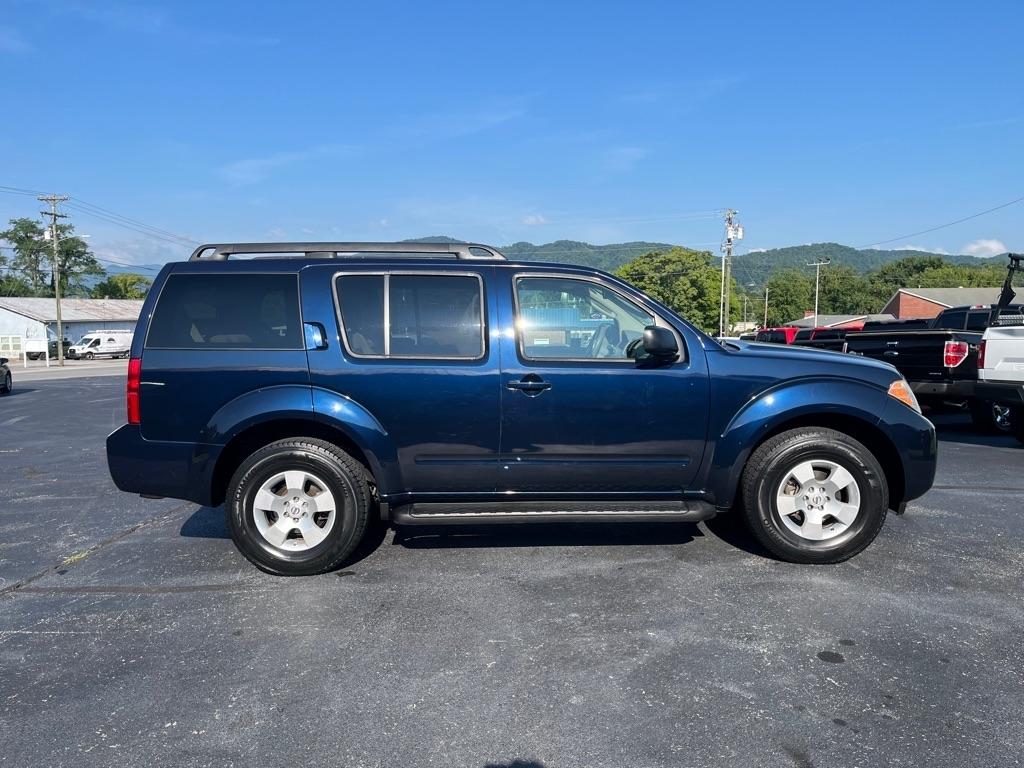 Nissan Pathfinder  2010