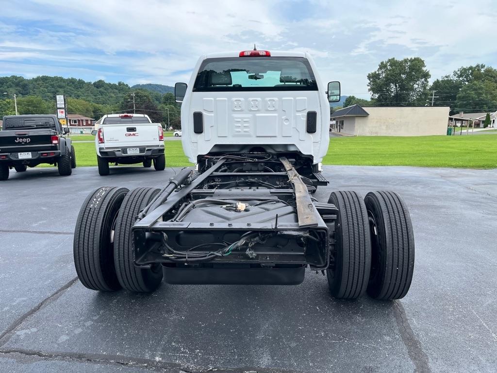 Chevrolet Silverado Medium Duty  2020