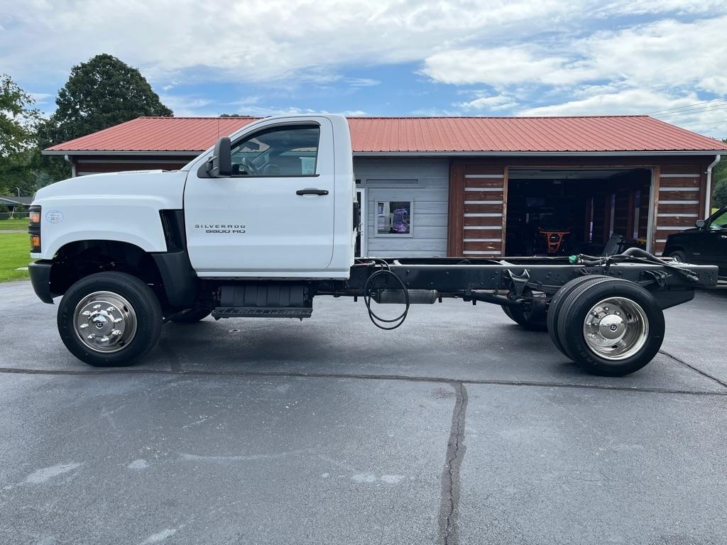 Chevrolet Silverado Medium Duty  2020