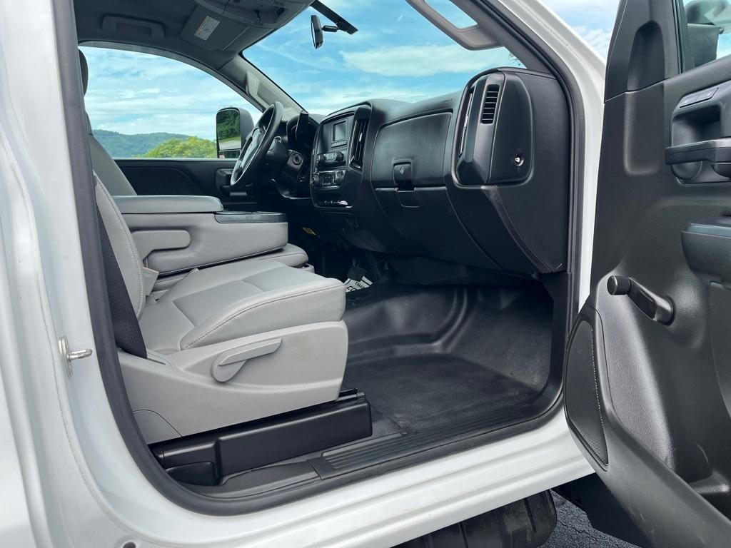 Chevrolet Silverado Medium Duty  2020