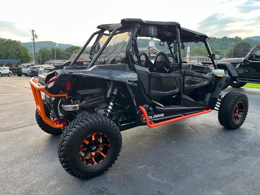Polaris RZR XP 4 1000  2022