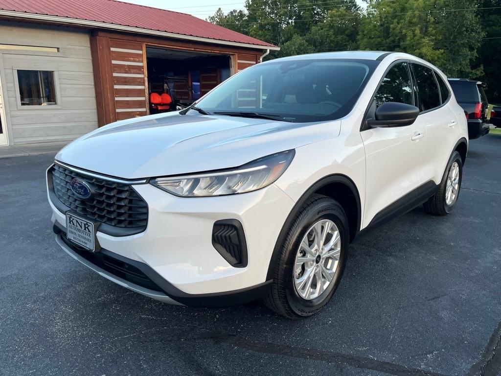 Ford Escape  2025