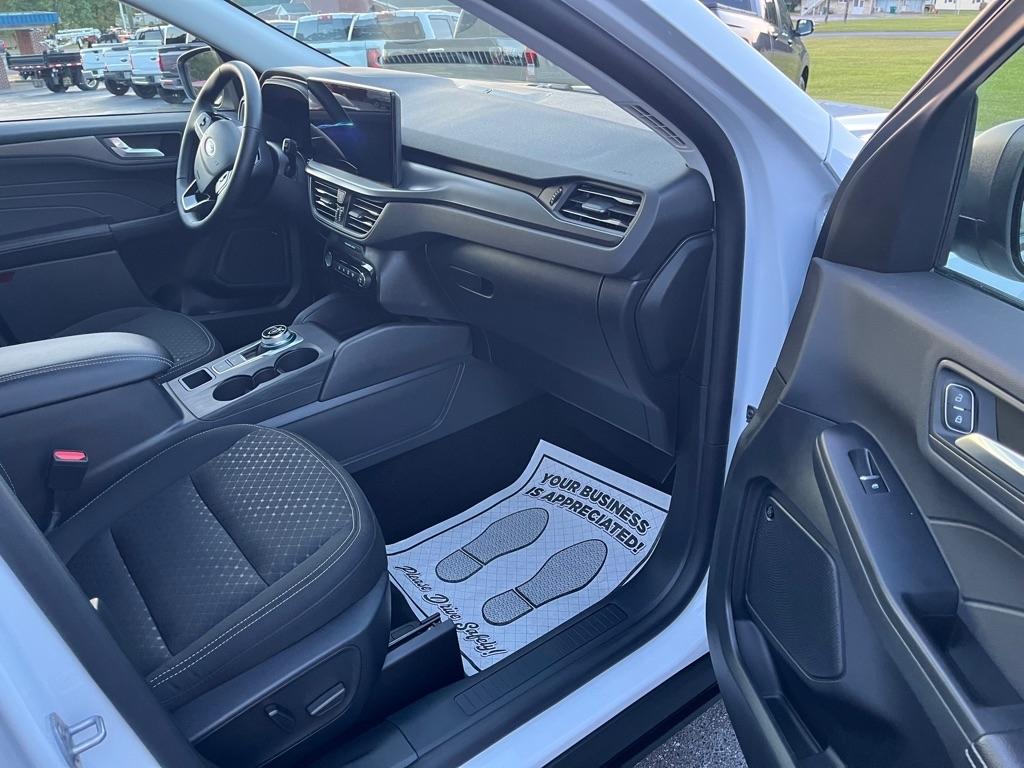 Ford Escape  2025