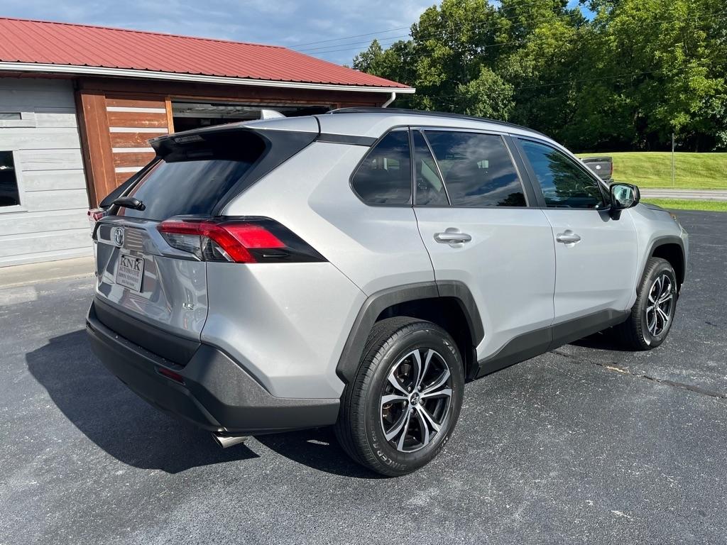 Toyota RAV4  2021