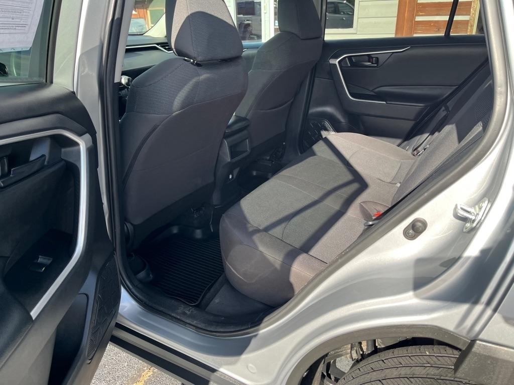 Toyota RAV4  2021