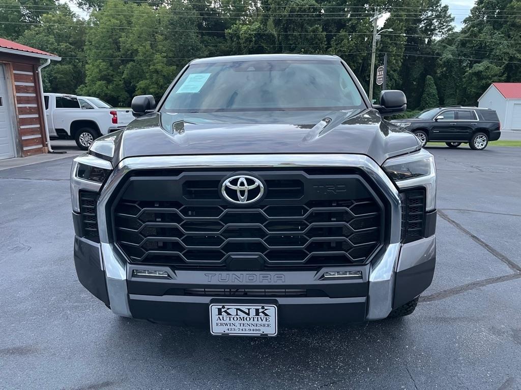 Toyota Tundra  2024