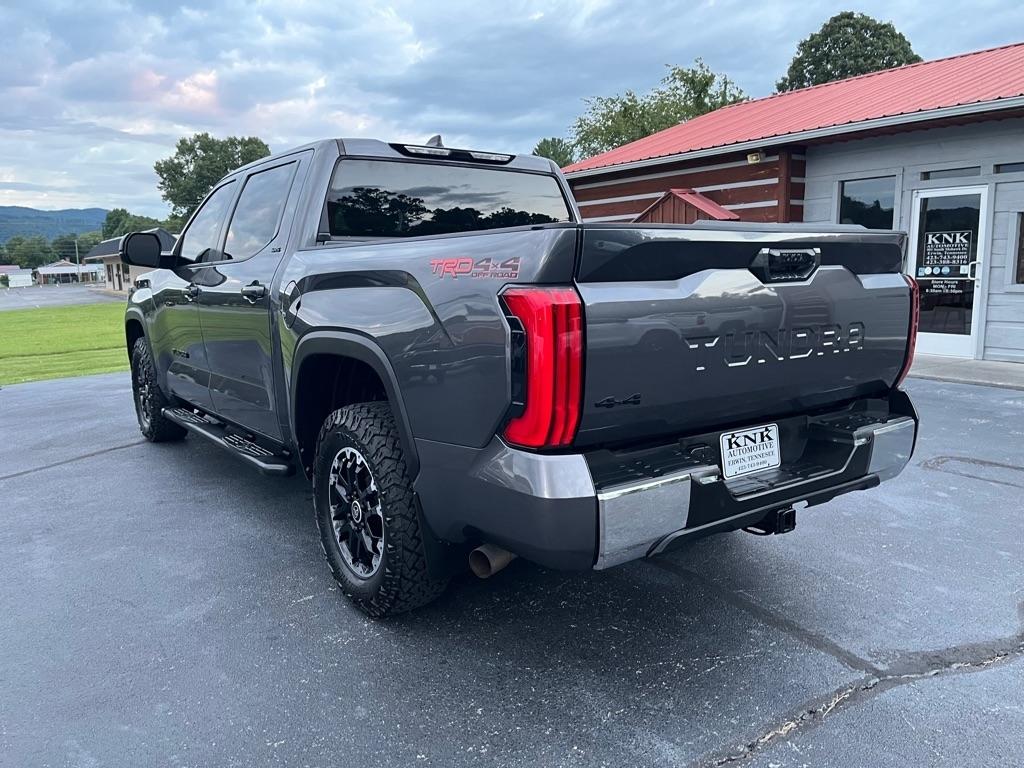 Toyota Tundra  2024