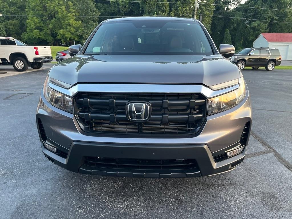 Honda Ridgeline photo 2