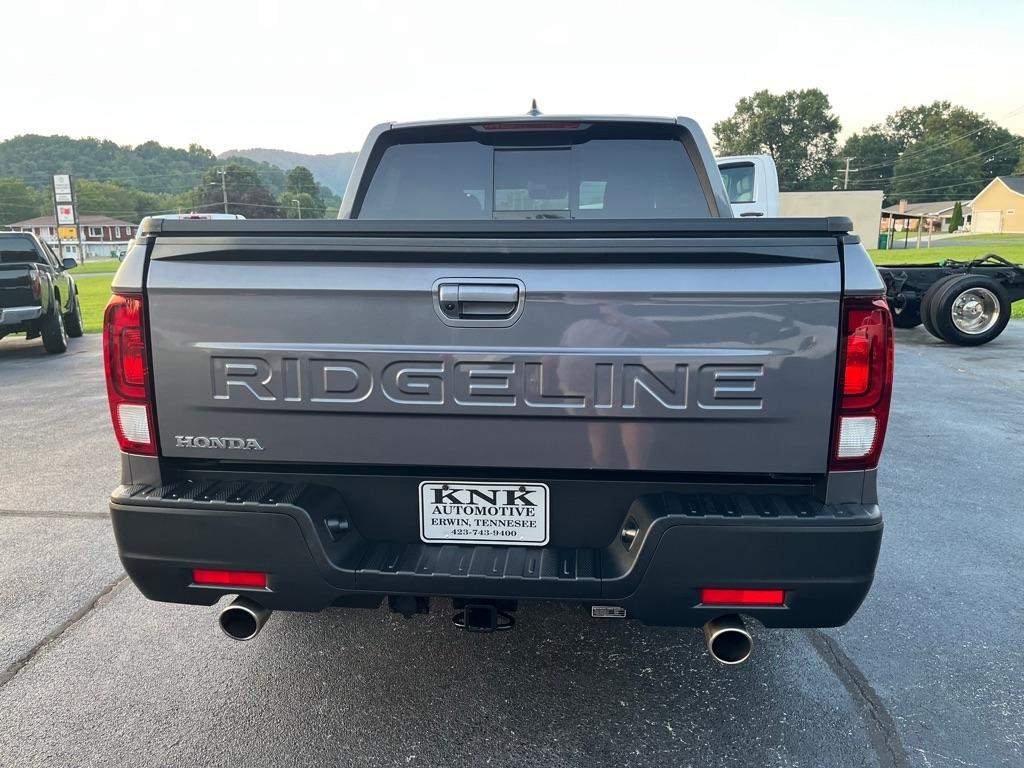 Honda Ridgeline photo 5