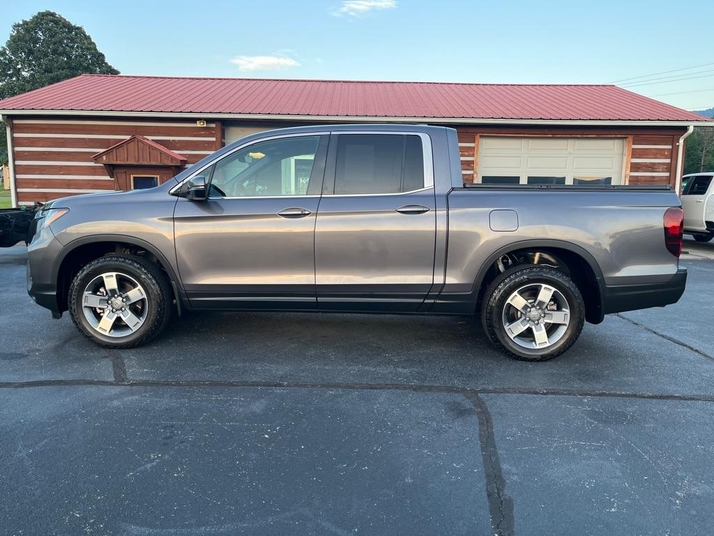 Honda Ridgeline photo 7