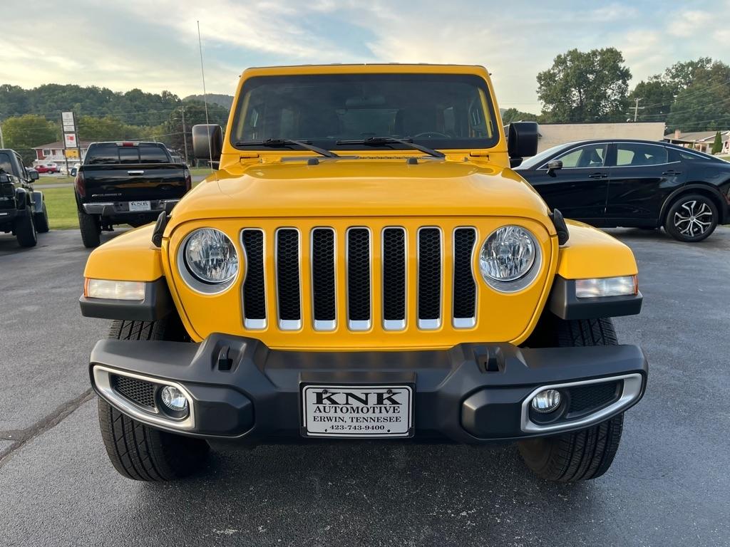 Jeep Wrangler photo 2
