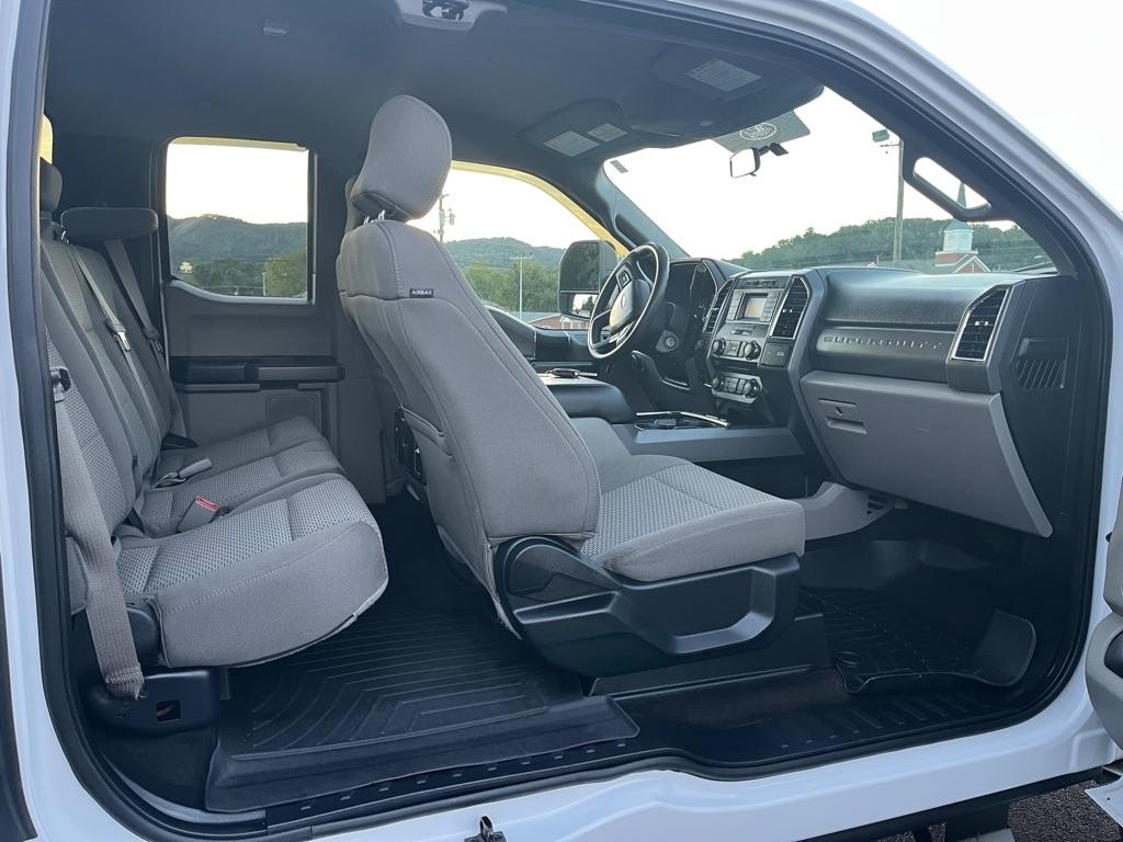 Ford F-250 photo 10