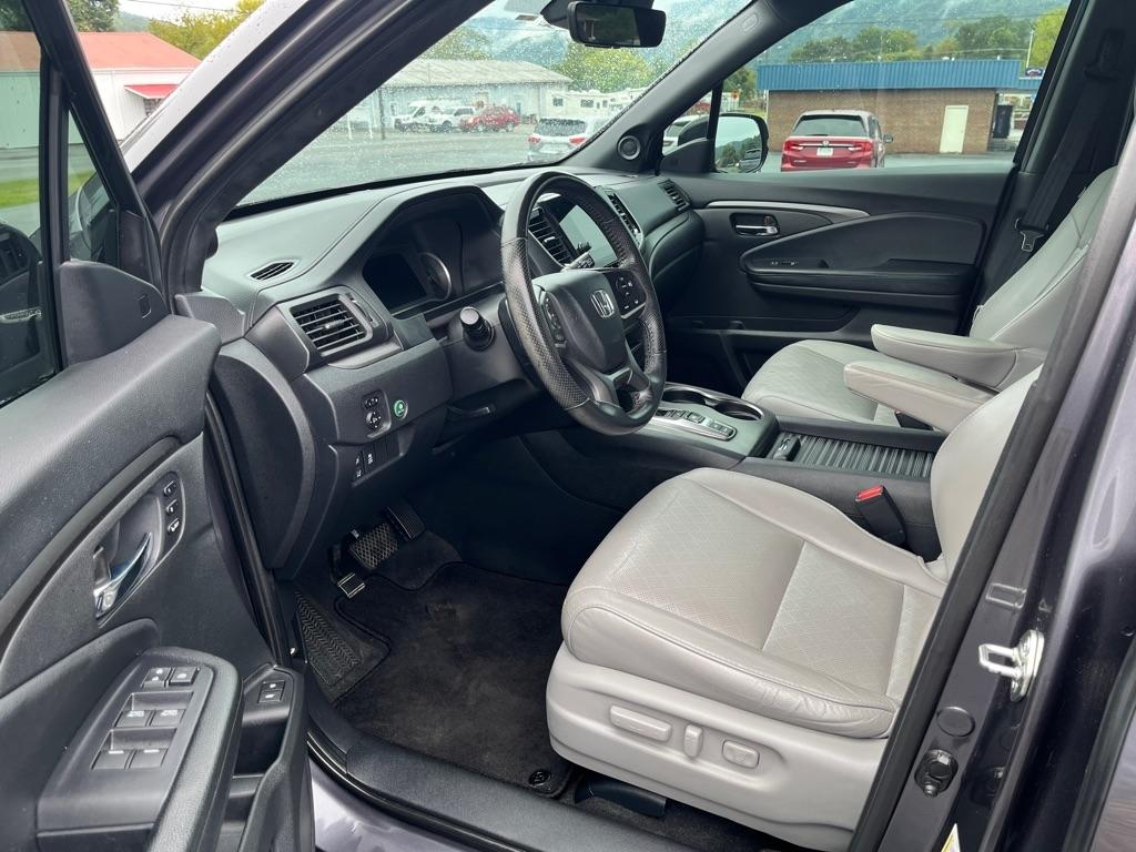 Honda Passport photo 10