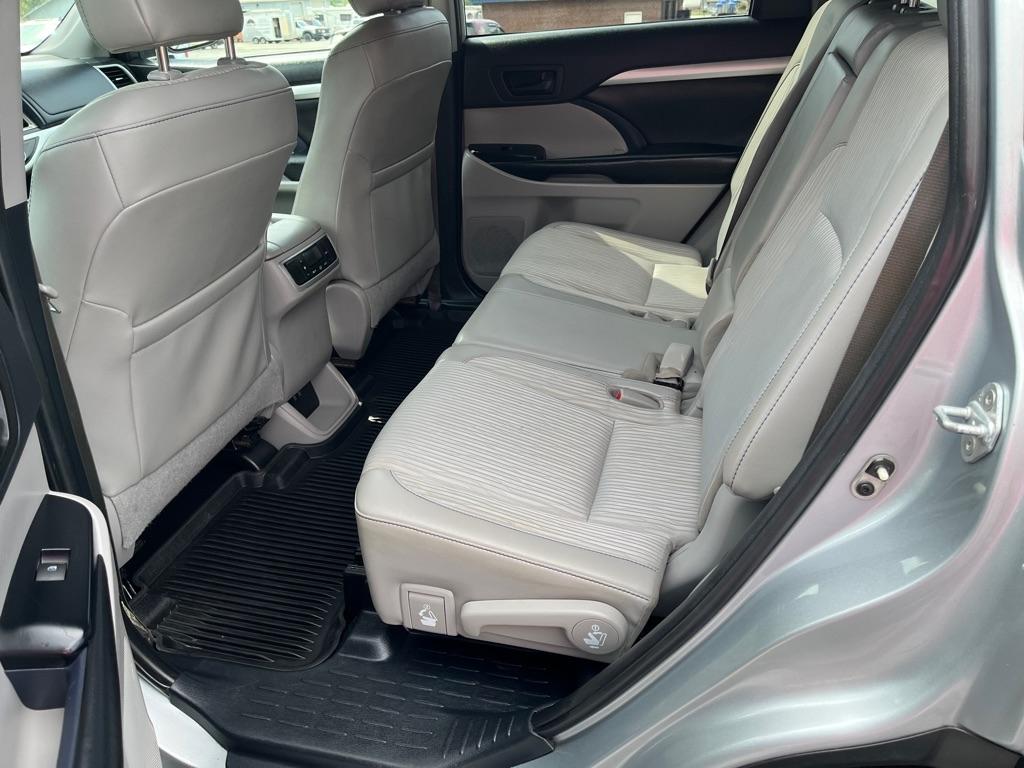 Toyota Highlander  2019
