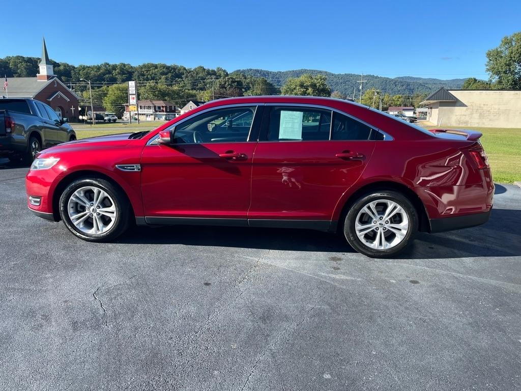 Ford Taurus photo 7