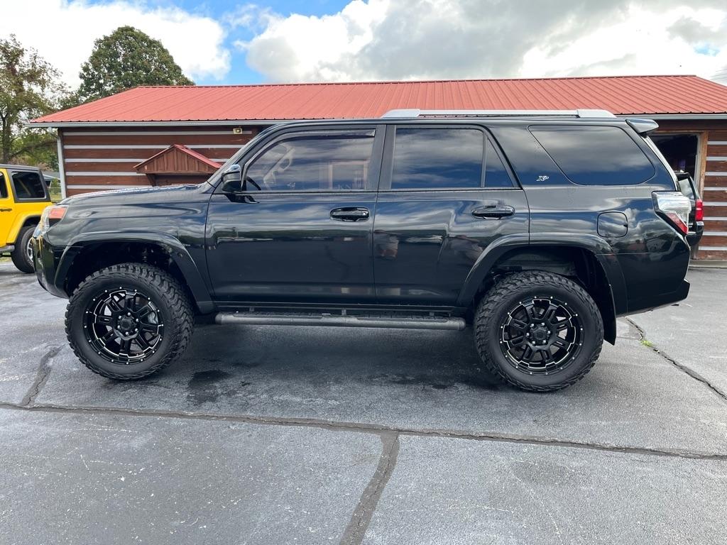 Toyota 4Runner  2017