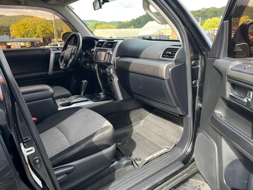 Toyota 4Runner  2017