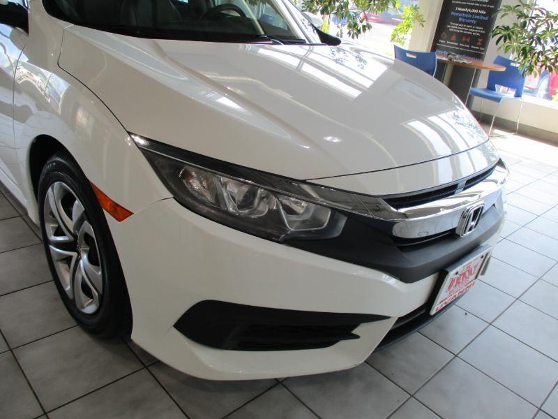 Honda Civic LX Sedan CVT 2018