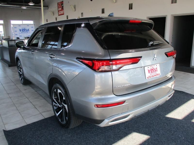 Mitsubishi Outlander SEL AWD 2024