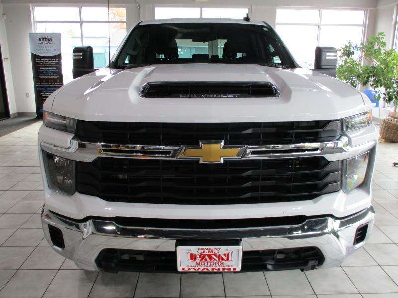 Chevrolet Silverado 2500HD LT Crew Cab Short Box 4WD 2024 Chevrolet Silverado 2500HD LT Crew Cab Short Box 4WD 2024