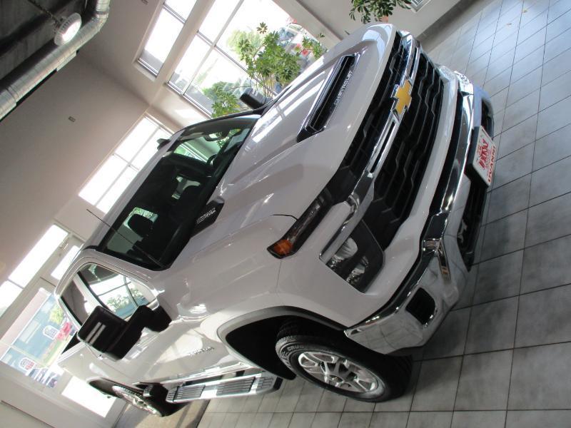 Chevrolet Silverado 2500HD LT Crew Cab Short Box 4WD 2024