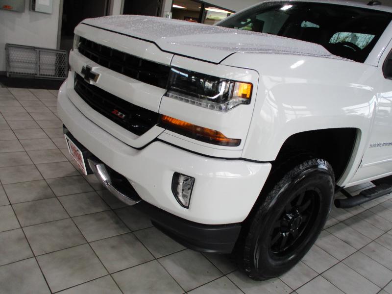 Chevrolet Silverado 1500 LT Z71 Double Cab 4WD 2018 Chevrolet Silverado 1500 LT Z71 Double Cab 4WD 2018