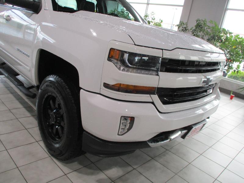 Chevrolet Silverado 1500 LT Z71 Double Cab 4WD 2018 Chevrolet Silverado 1500 LT Z71 Double Cab 4WD 2018
