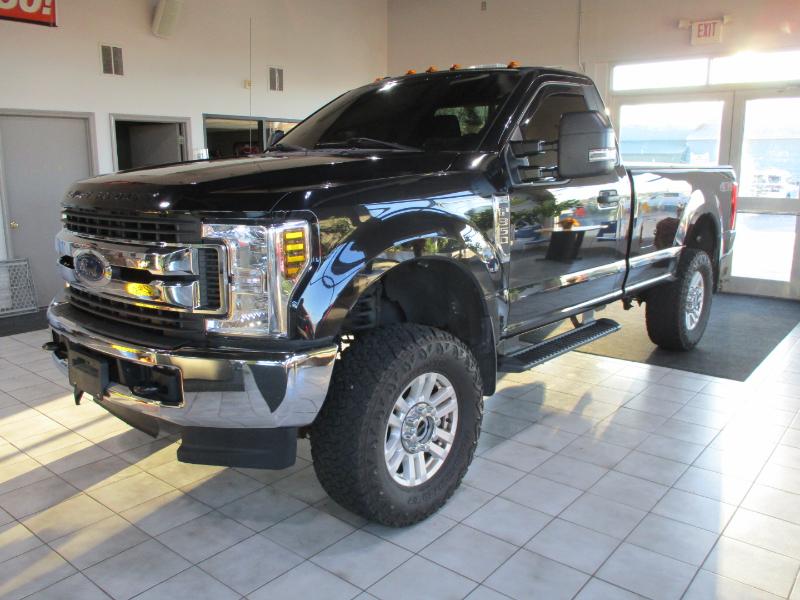 Ford F-350 SD XLT 4WD 2019 Ford F-350 SD XLT 4WD 2019